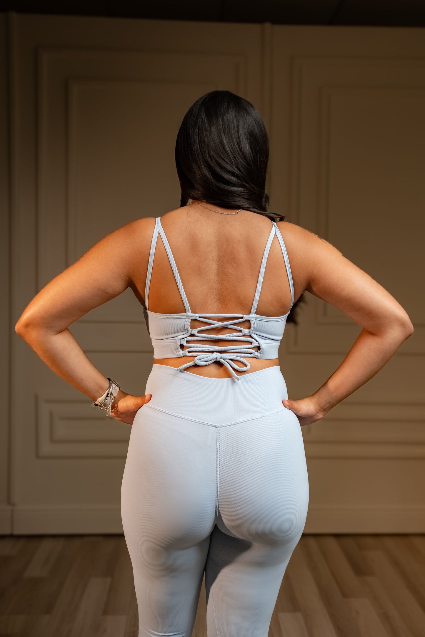 EARTHLY V LEGGINGS