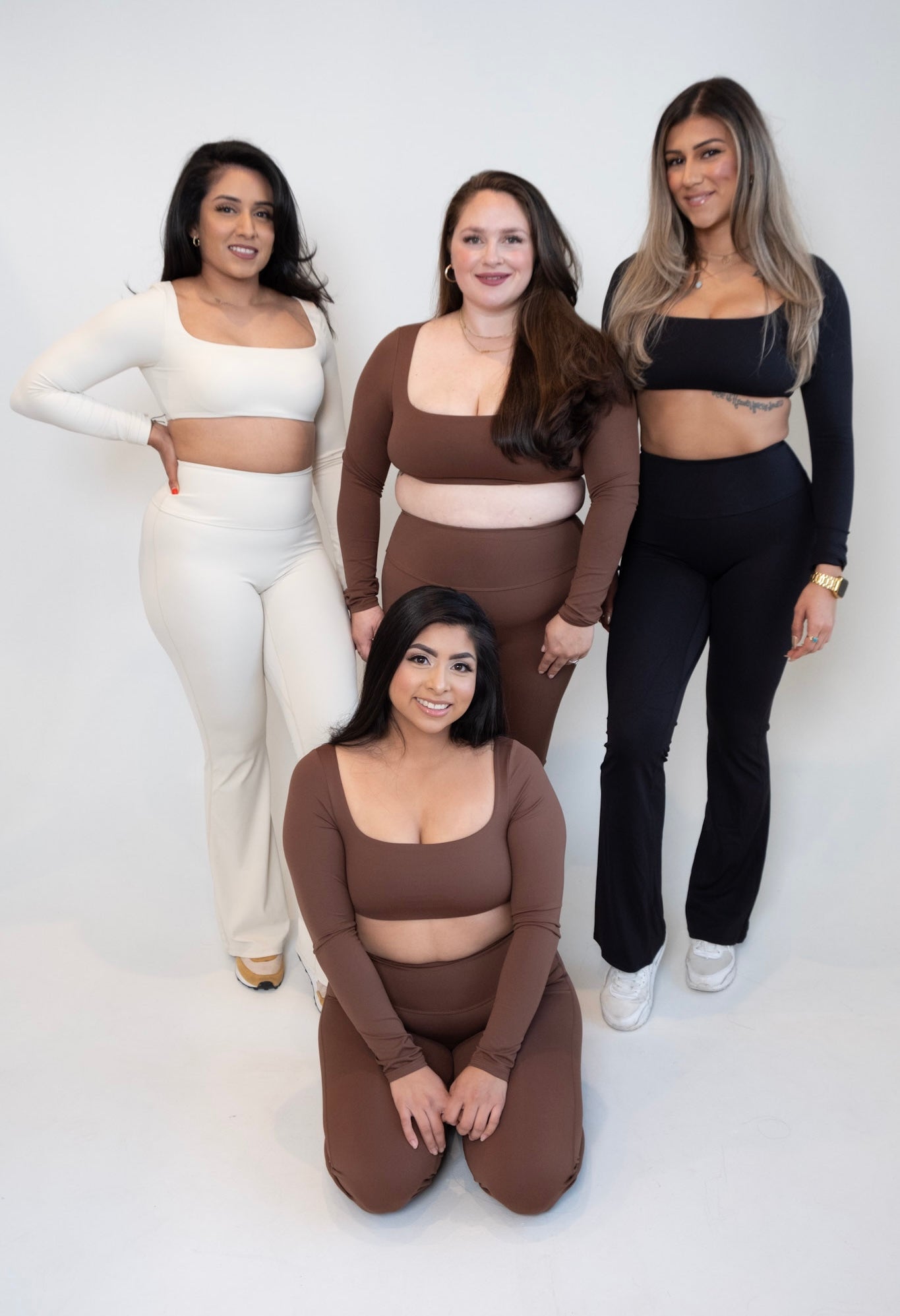 LONG SLEEVE CROP TOP