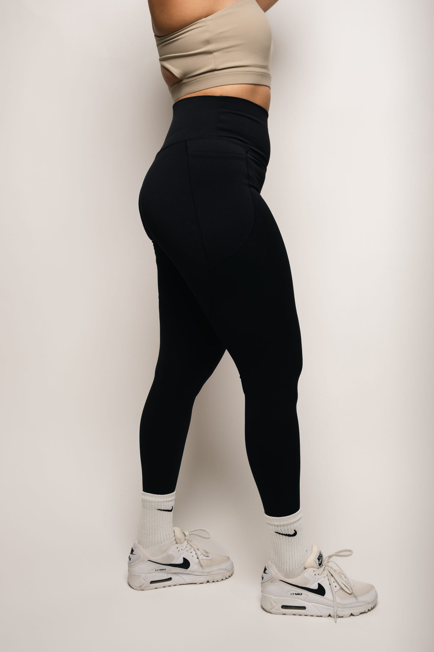 THE BASIC LEGGINGS